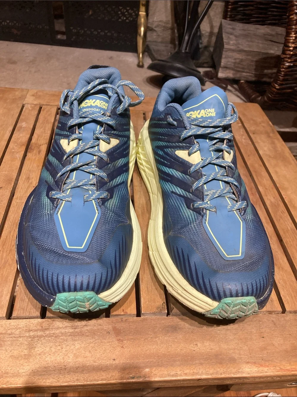 Hoka One One Speedgoat 4 Womens 9 Trail Running Shoes 1106527 PBLG *No Insoles